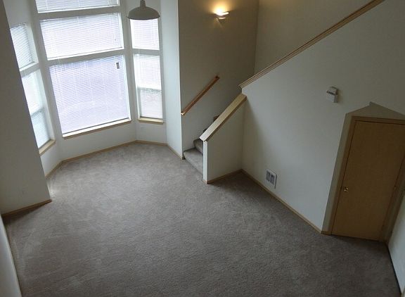 3rd image of 3516 Northwest Ave APT 212