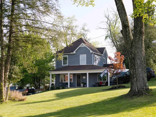 526 Newton St, Fairmont, WV 26554