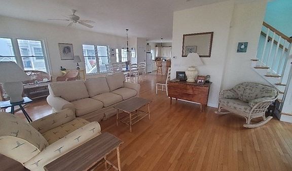 5th image of 15 49th St