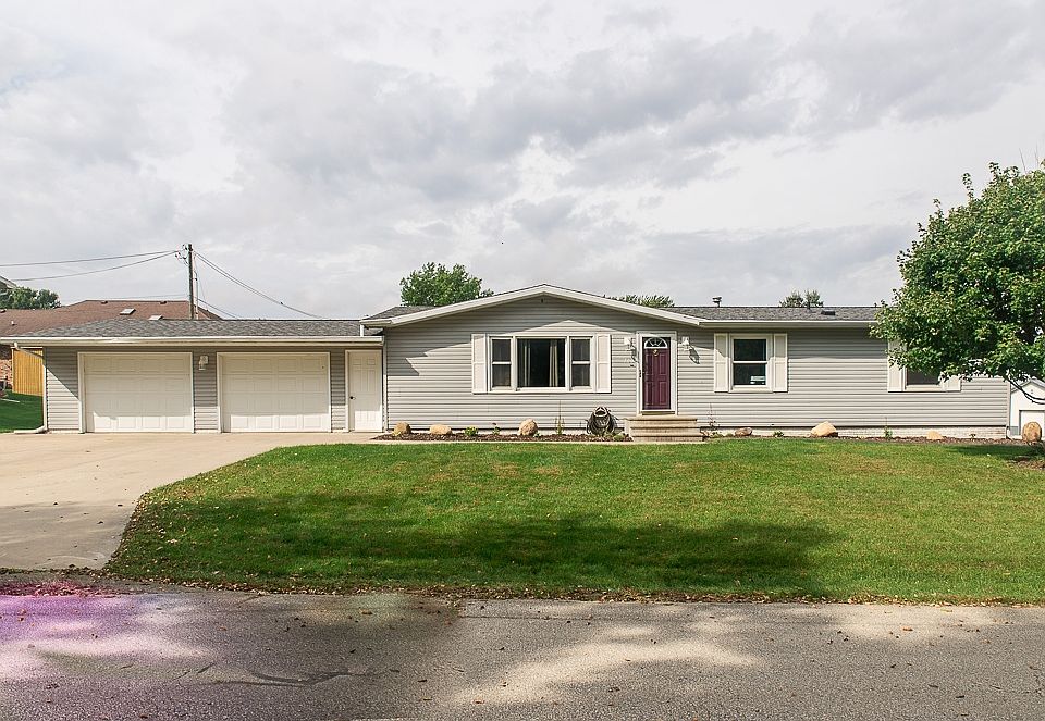 1st image of 700 Sunset Dr