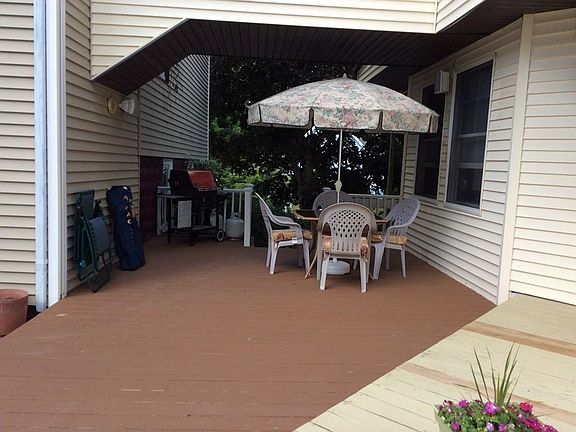 4th image of 163 Tisdale St