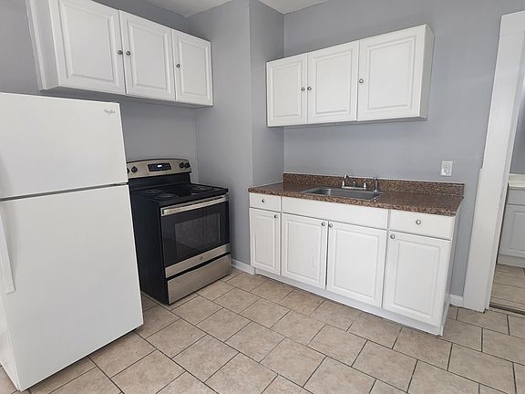 3rd image of 55 Reservoir Ave #1