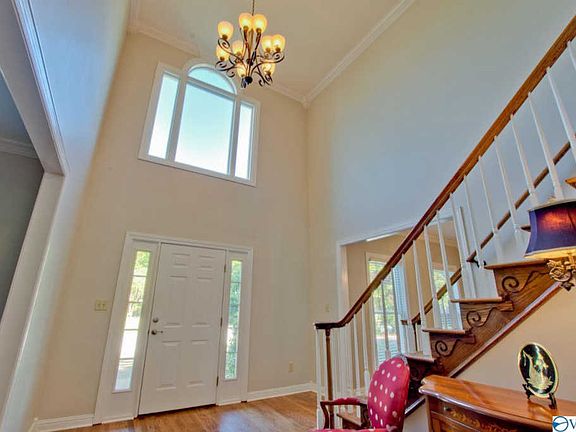 3rd image of 2747 Tammerack Ln SE