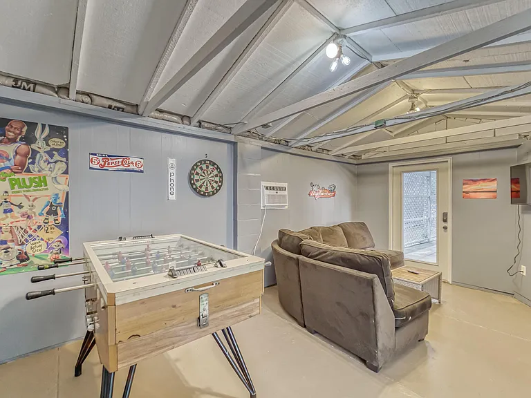 3311 N Perry Ave — Photo 27