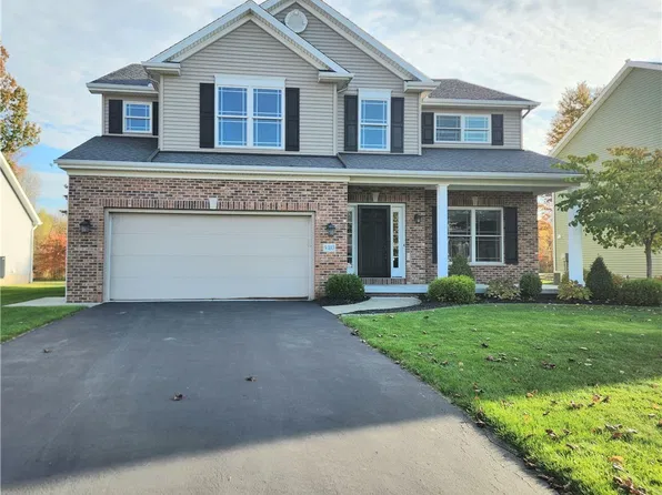 9410 Kristina Cir, Clarence Center, NY 14032