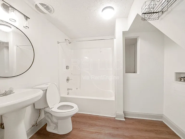 2508 W Main St — Photo 6