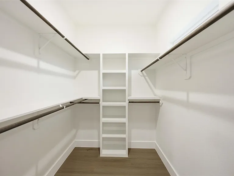 8013 Moon Beam St #B — Photo 12