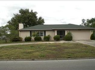 2900 Lakeview Dr, Sebring, FL 33870