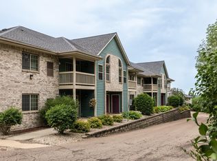 1878 Deerhaven Ln NE APT 13, Rochester, MN 55906