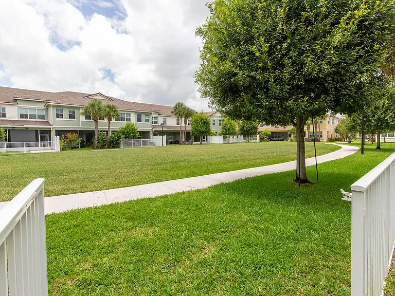63 Dogwood Ct — Photo 28