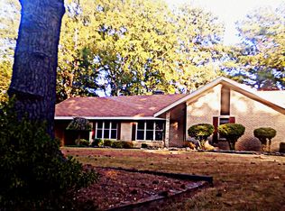 4002 Glendale Dr, Memphis, TN 38128