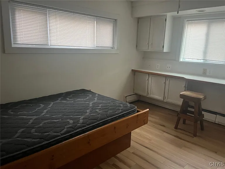 1108 Madison St #1 — Photo 9