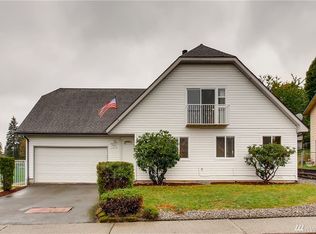 1912 Lake Youngs Way SE, Renton, WA 98058