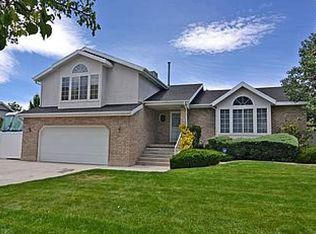 12058 S Hidden Valley Rd, Sandy, UT 84092