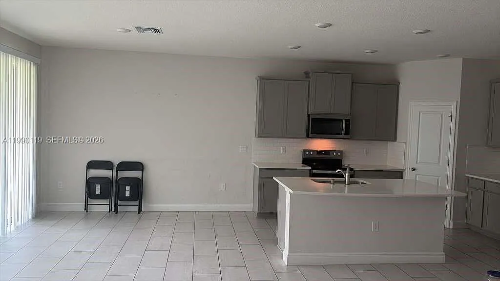 Building Photo - 193 Bright Ibis Ave