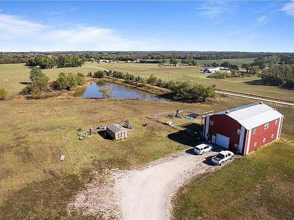 4th image of 4422 County Road 4300