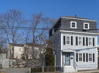 98 Andover St, Lowell, MA 01852