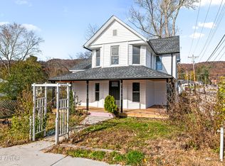 125 N Chamberlain Ave, Rockwood, TN 37854
