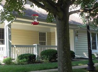 219 Shannon Ln, Granville, OH 43023