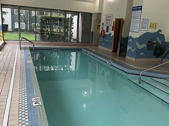 2nd image of 3085 Primrose Ln #102