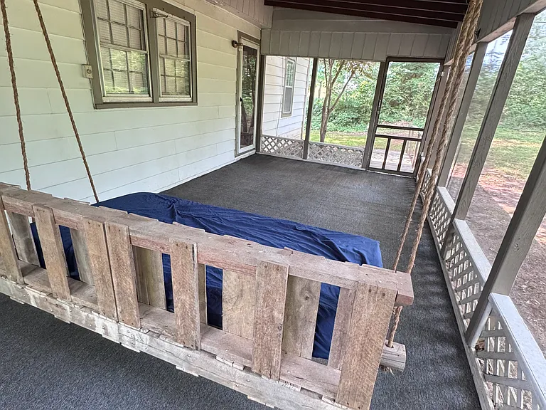 214 Randolph Ct — Photo 19