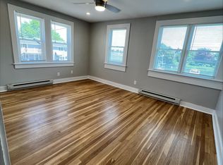 7 Brown St FLOOR 2, North Kingstown, RI 02852