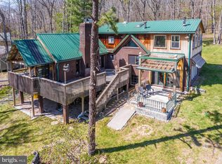 827 Penn Point Rd, Oakland, MD 21550