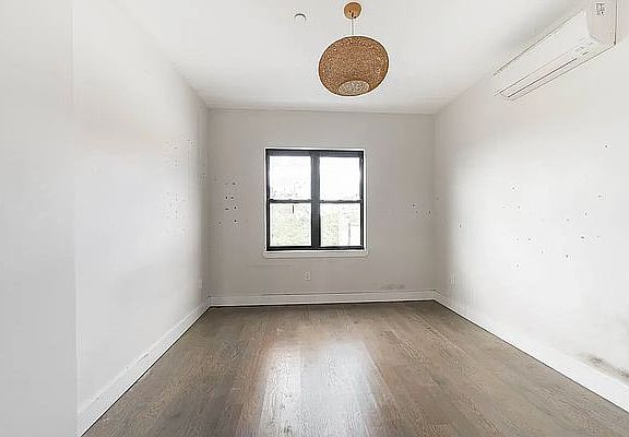 5th image of 287 Winthrop St #4R