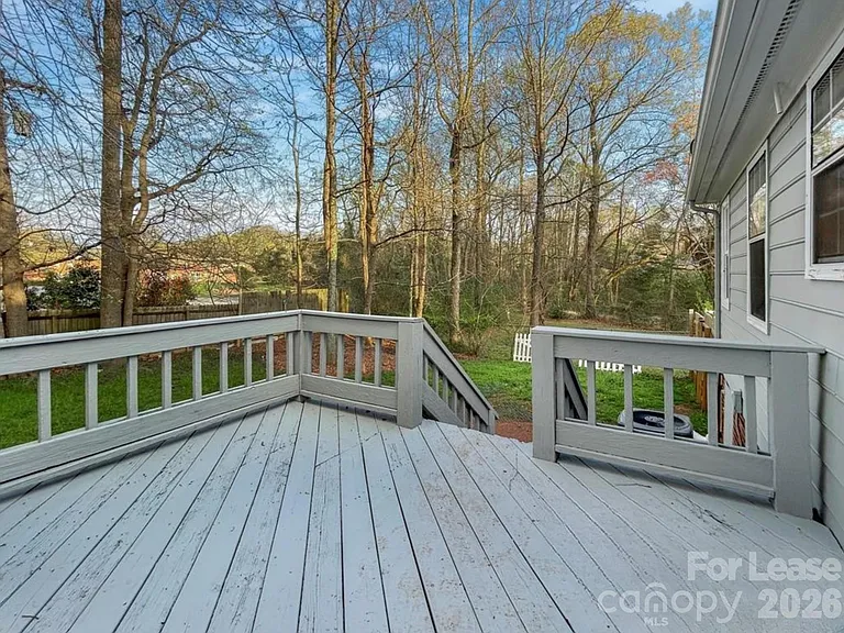 5933 Ruth Dr — Photo 5