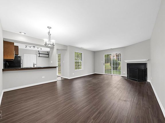 3rd image of 131 Crest Wood Ct APT 3