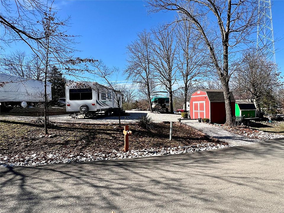1st image of 10 Tanglewood Dr