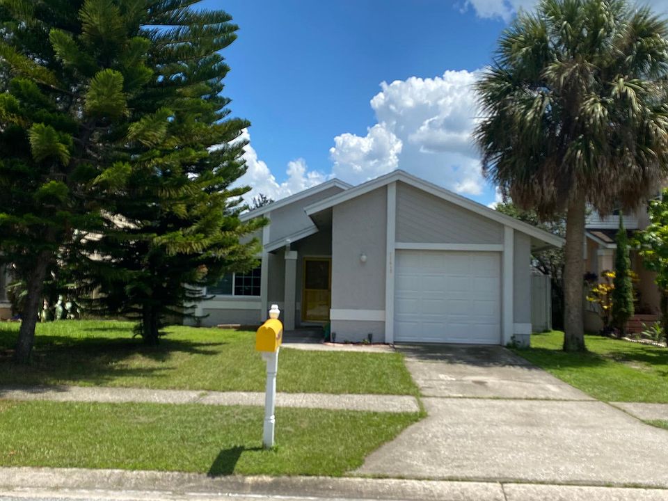 1st image of 11417 Darlington Dr