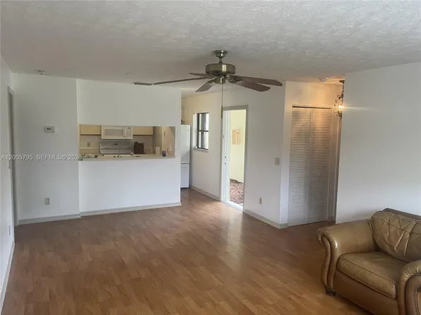 6553 SE Federal Hwy #10-102, Stuart, FL 34997