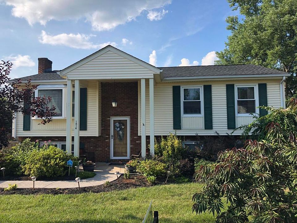 1st image of 1814 Cambridge Dr