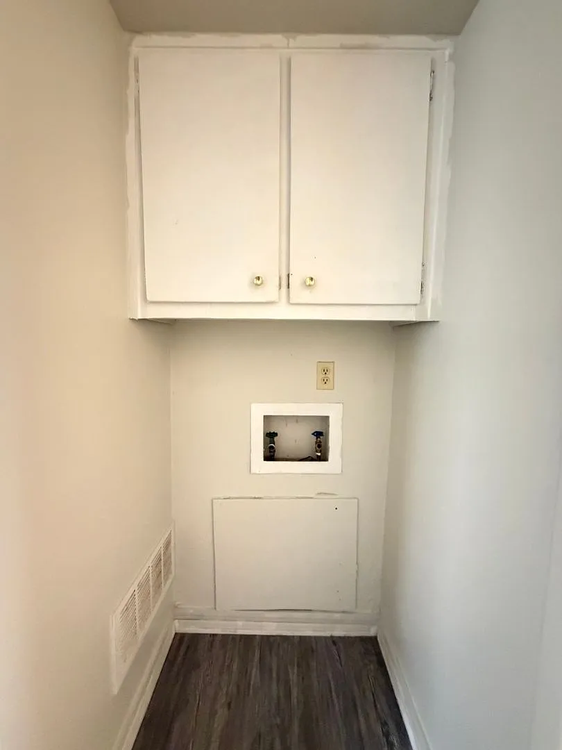 3211 Morris Street NE — Photo 4