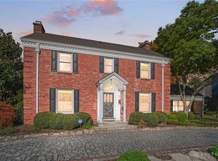321 E Schantz Ave, Oakwood, OH 45409