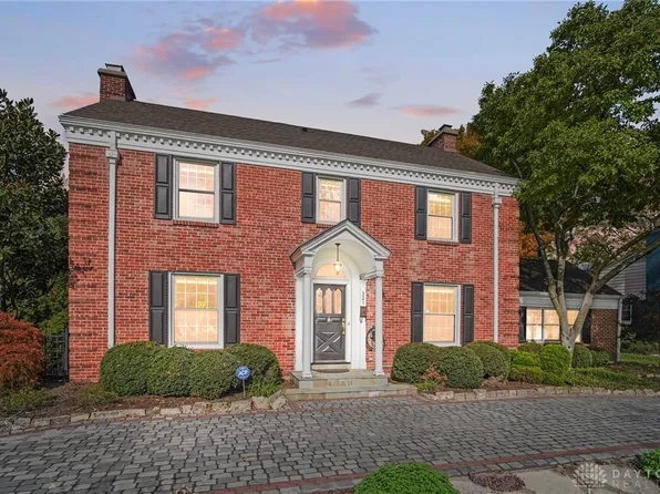 321 E Schantz Ave, Oakwood, OH 45409