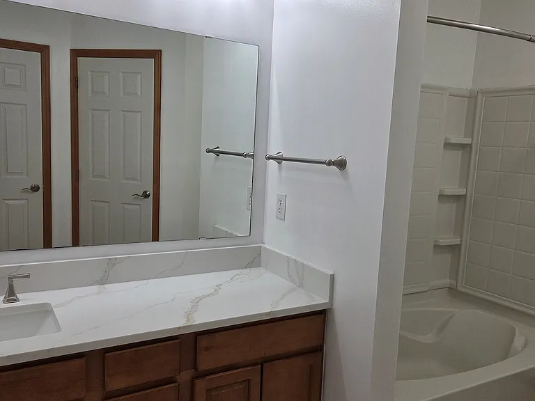 6805 Merrimac Ln N — Photo 18