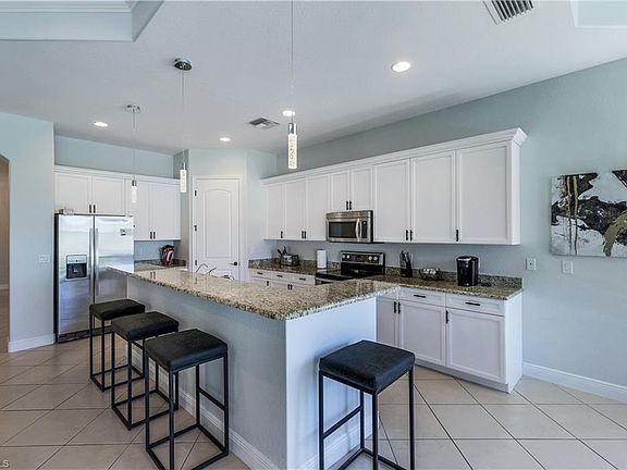 5th image of 1685 Serrano CIR