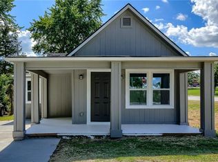1117 N 12th St, Leavenworth, KS 66048