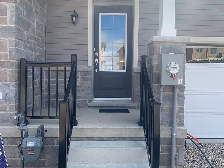 9 Mackenzie St — Photo 2