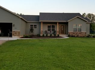 9761 Coyote Trl, Belding, MI 48809