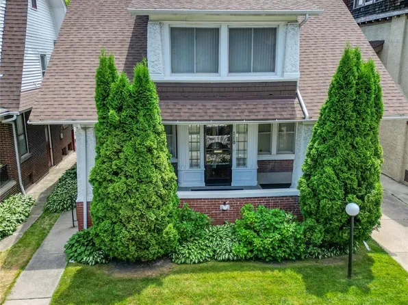 118 Massachusetts St, Highland Park, MI 48203
