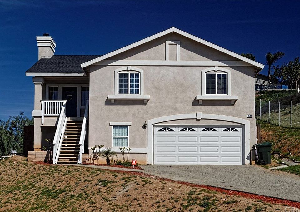 1st image of 3540 Skylane Dr