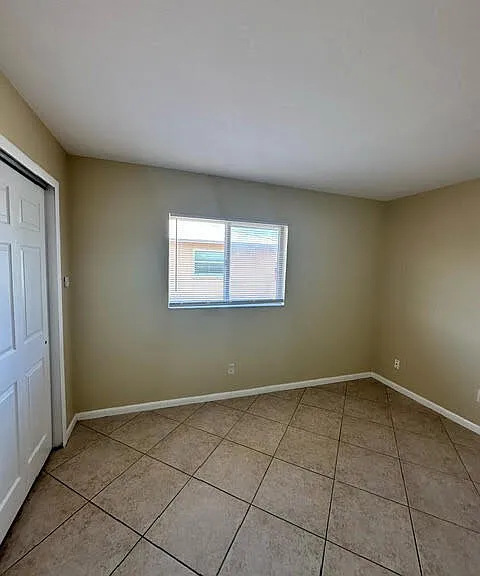 3620 SW 7th Pl — Photo 7