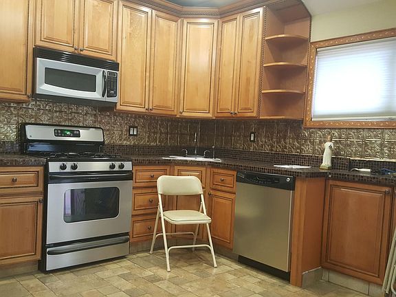 5th image of 1439 77th St Floor 1