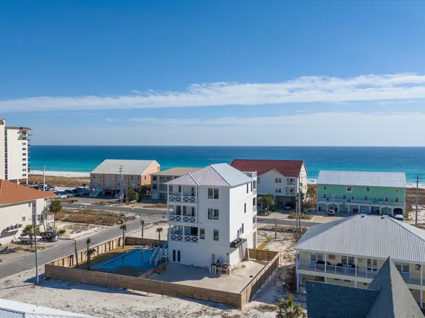 7944 Gulf Blvd, Navarre, FL 32566