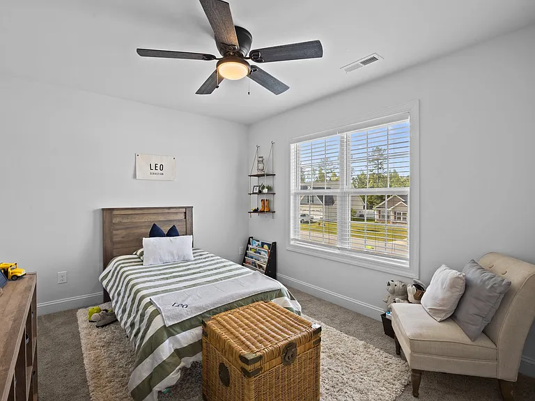 1010 Spot Cir — Photo 40