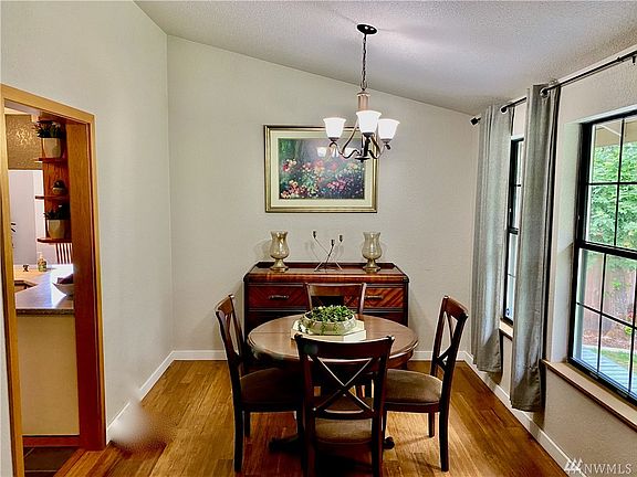 5th image of 14611 116th Avenue Ct E