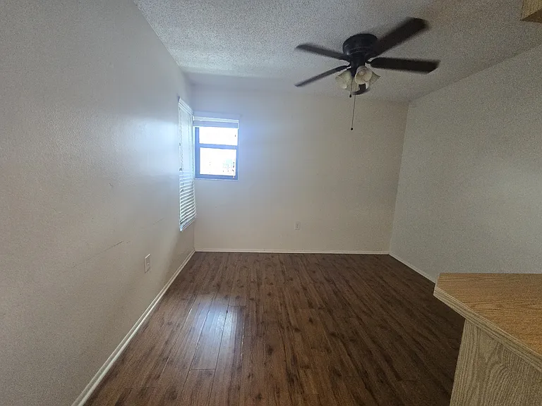 515 Landings Way — Photo 10
